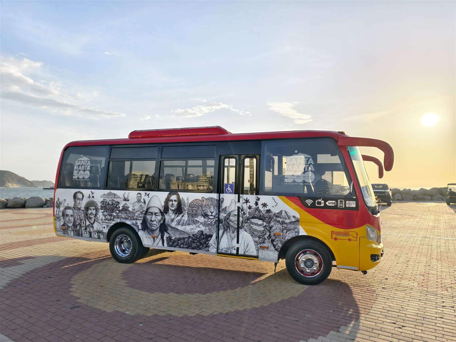 Bus panorámico de Santa Marta, frente al mar